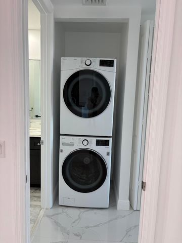 403 S Sapodilla Avenue Ph 1-7, West Palm Beach, FL 33401