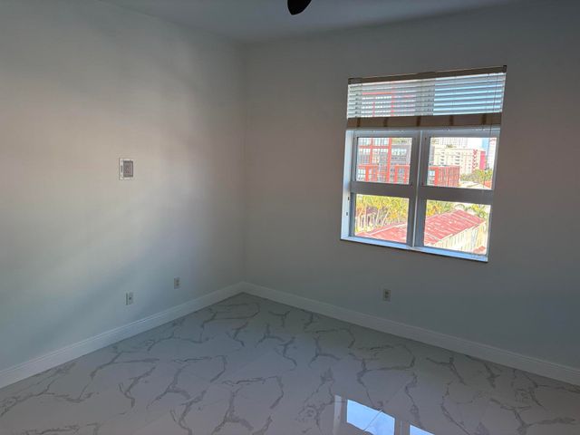 403 S Sapodilla Avenue Ph 1-7, West Palm Beach, FL 33401