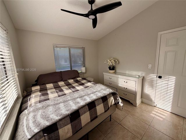 3064 S Oakland Forest Dr 1001, Oakland Park, FL 33309