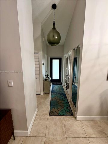 3064 S Oakland Forest Dr 1001, Oakland Park, FL 33309