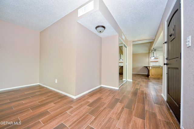 10348 DARIN Road, El Paso, TX 79925