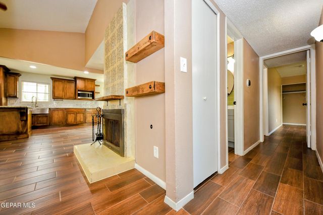 10348 DARIN Road, El Paso, TX 79925