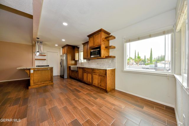 10348 DARIN Road, El Paso, TX 79925