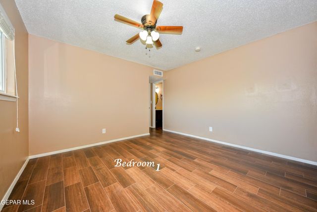 10348 DARIN Road, El Paso, TX 79925