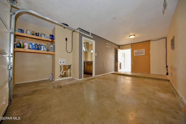 10348 DARIN Road, El Paso, TX 79925