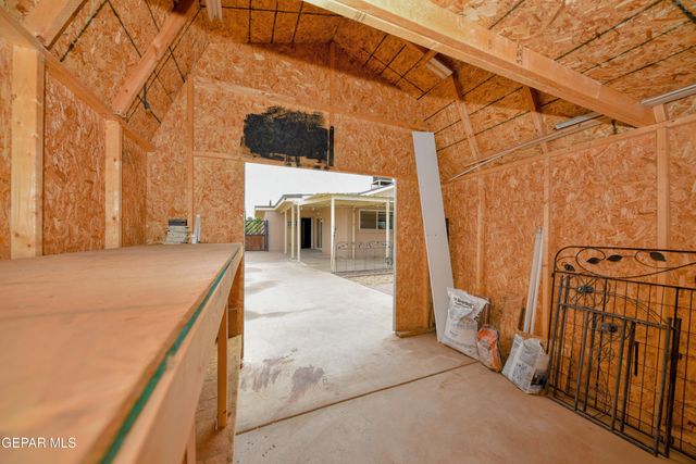 10348 DARIN Road, El Paso, TX 79925