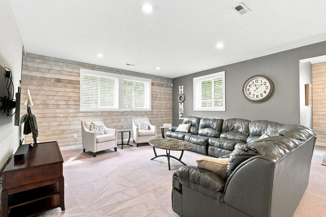 1607 Adlington Drive, Galena, OH 43021