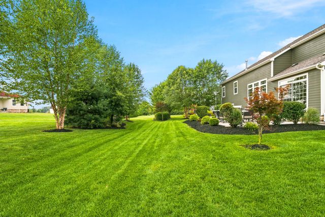 1607 Adlington Drive, Galena, OH 43021