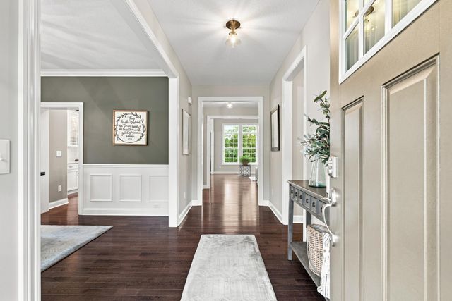 1607 Adlington Drive, Galena, OH 43021