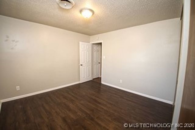 4710 S Fulton Place, Tulsa, OK 74135