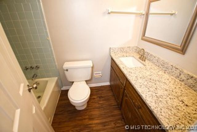 4710 S Fulton Place, Tulsa, OK 74135