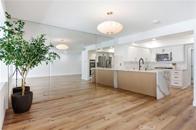 520 Cancha, Newport Beach, CA 92660