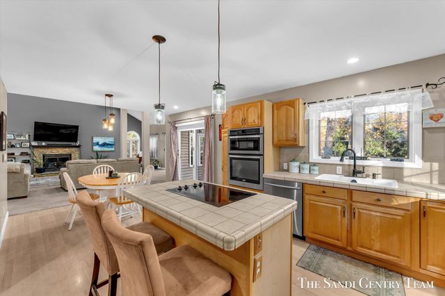 1020 Brookway Court, Norton Shores City, MI 49441