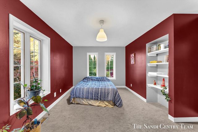 1020 Brookway Court, Norton Shores City, MI 49441