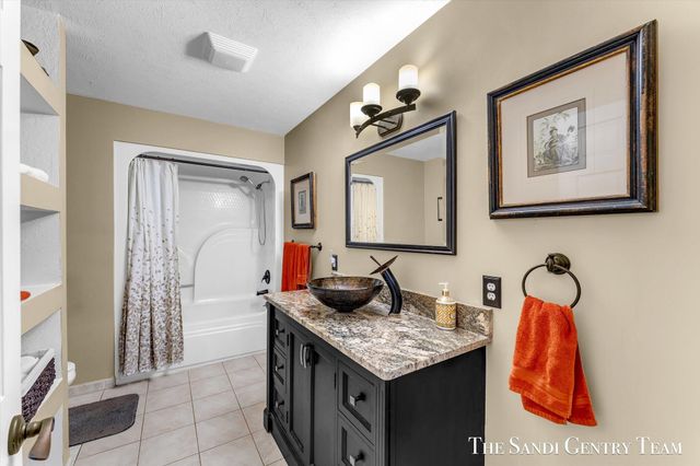 1020 Brookway Court, Norton Shores City, MI 49441