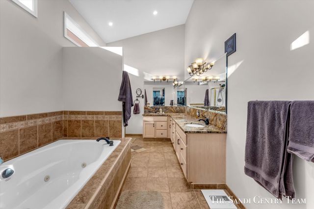 1020 Brookway Court, Norton Shores City, MI 49441