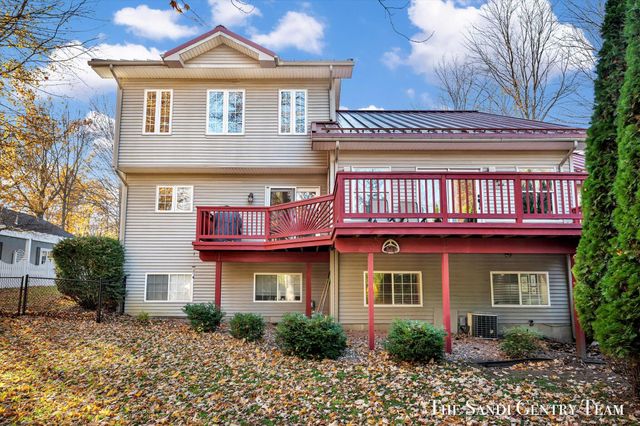 1020 Brookway Court, Norton Shores City, MI 49441