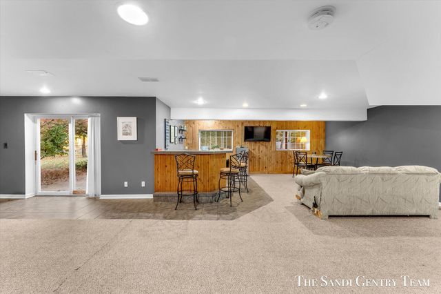 1020 Brookway Court, Norton Shores City, MI 49441