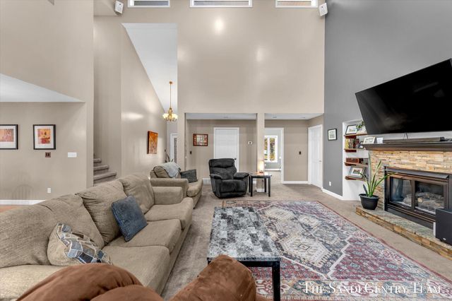 1020 Brookway Court, Norton Shores City, MI 49441