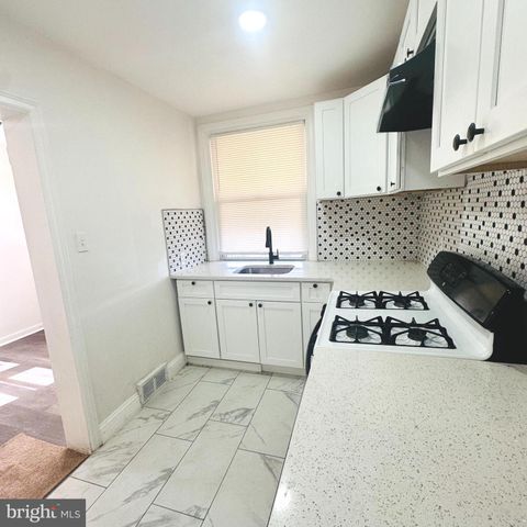 4615 WEYMOUTH ST, Philadelphia, PA 19120