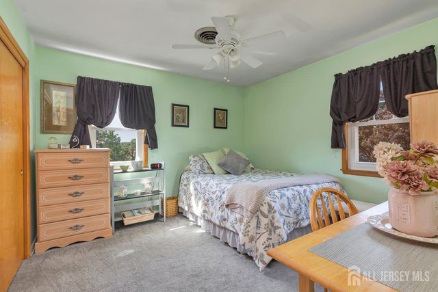9 Washington Avenue, Kearny, NJ 07032
