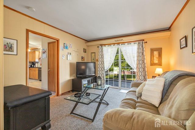 9 Washington Avenue, Kearny, NJ 07032