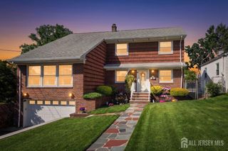 9 Washington Avenue, Kearny, NJ 07032