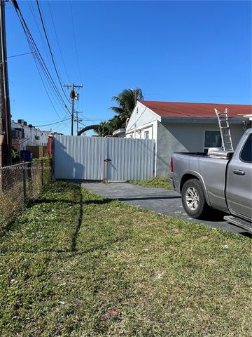 720 NW 30th Ave, Miami, FL 33125