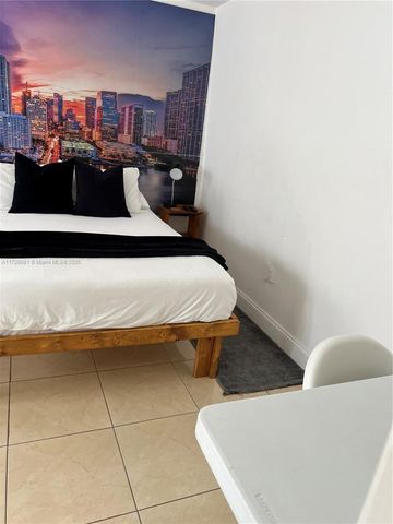 720 NW 30th Ave, Miami, FL 33125