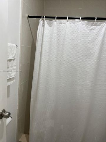 720 NW 30th Ave, Miami, FL 33125