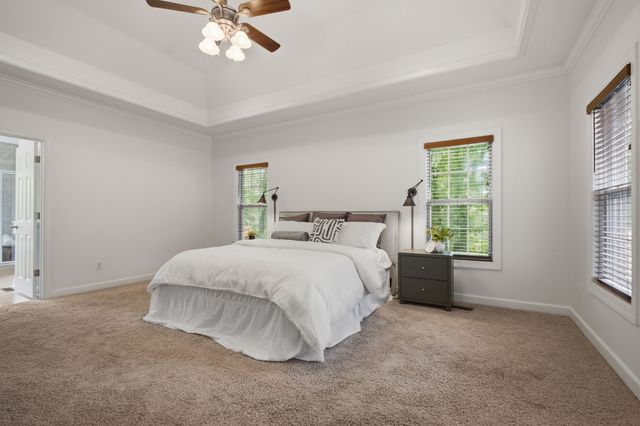 1013 Cabriolet Ct, Gallatin, TN 37066