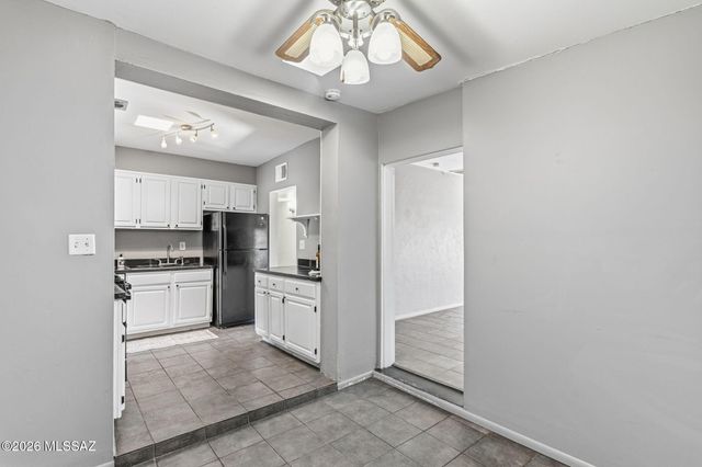 2931 E Eastland Street, Tucson, AZ 85716