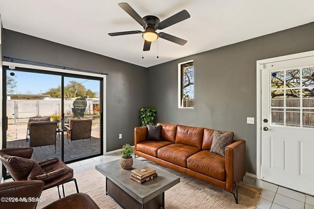 2931 E Eastland Street, Tucson, AZ 85716