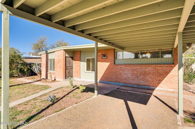 2931 E Eastland Street, Tucson, AZ 85716