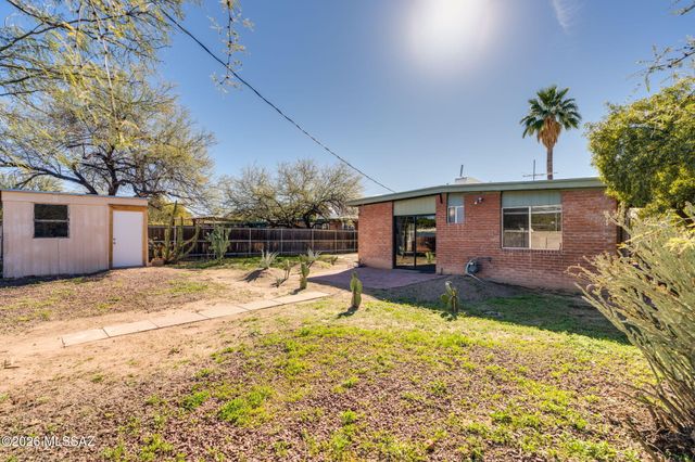 2931 E Eastland Street, Tucson, AZ 85716