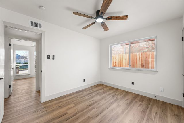 1013 Paintbrush Street, Mesquite, TX 75149