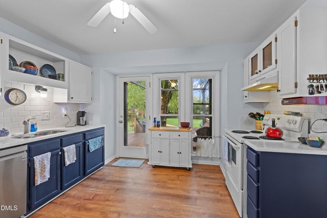 5537 Dunallie Drive, Fuquay Varina, NC 27526