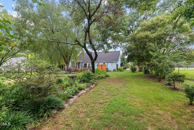 5537 Dunallie Drive, Fuquay Varina, NC 27526