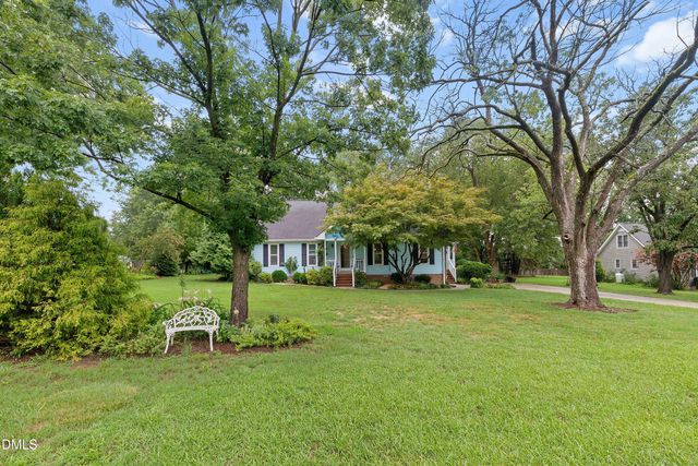5537 Dunallie Drive, Fuquay Varina, NC 27526