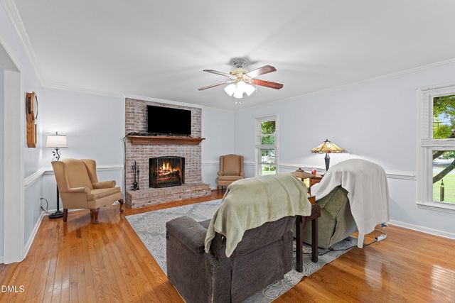 5537 Dunallie Drive, Fuquay Varina, NC 27526