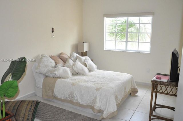 7330 NW 114th Ave 201-5, Doral, FL 33178