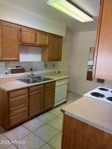 10127 N 95TH Drive A, Peoria, AZ 85345