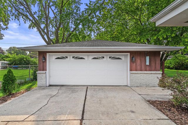 1651 1st AVENUE, Grafton, WI 53024