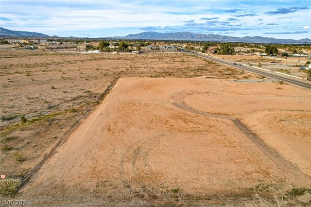 S Torrey Pines Dr, Las Vegas, NV 89113