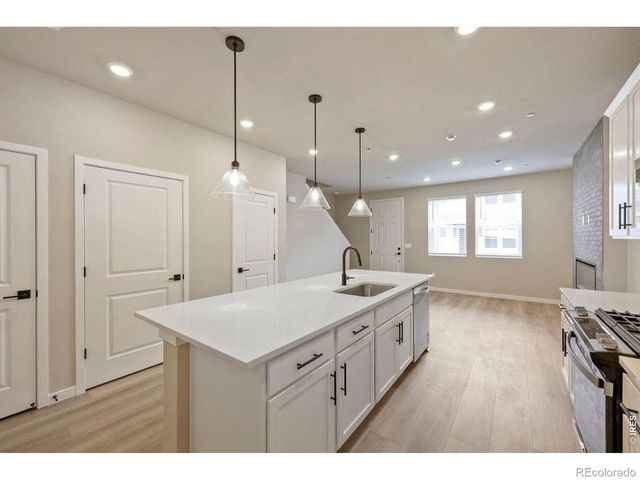 2833 Bear Springs Circle, Longmont, CO 80503