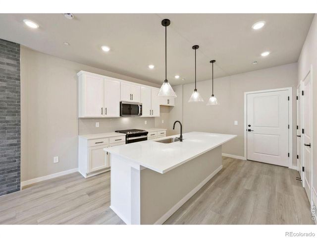 2833 Bear Springs Circle, Longmont, CO 80503