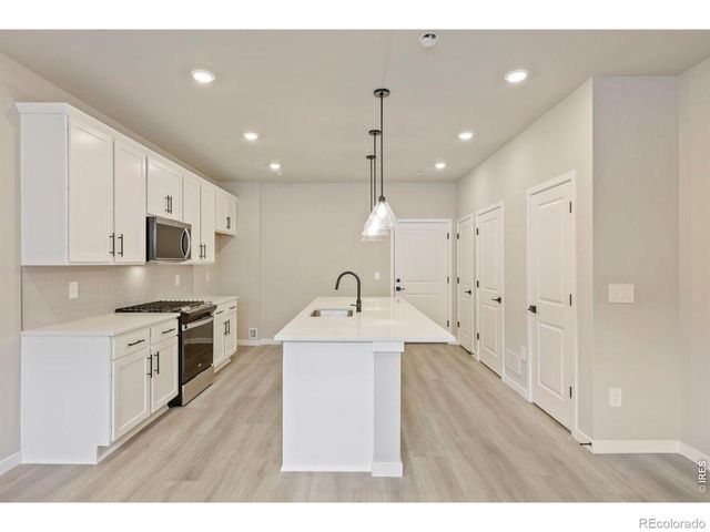 2833 Bear Springs Circle, Longmont, CO 80503