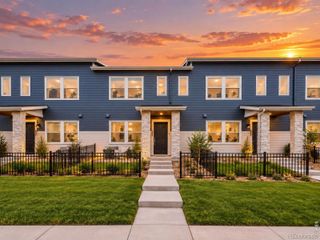 2833 Bear Springs Circle, Longmont, CO 80503