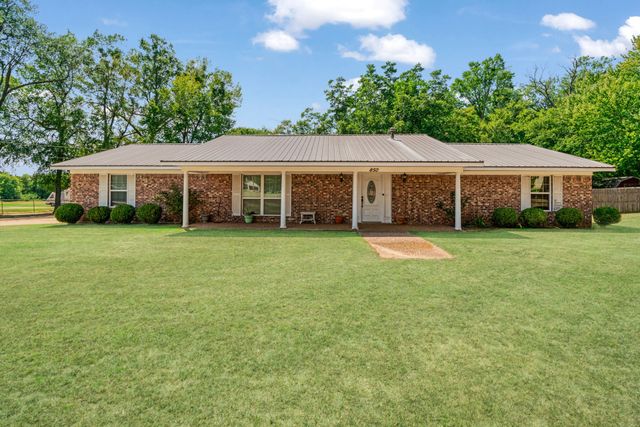 850 Key West Dr, Reno, TX 75462