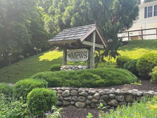 22 Wishing Well Lane 22, New Milford, CT 06776